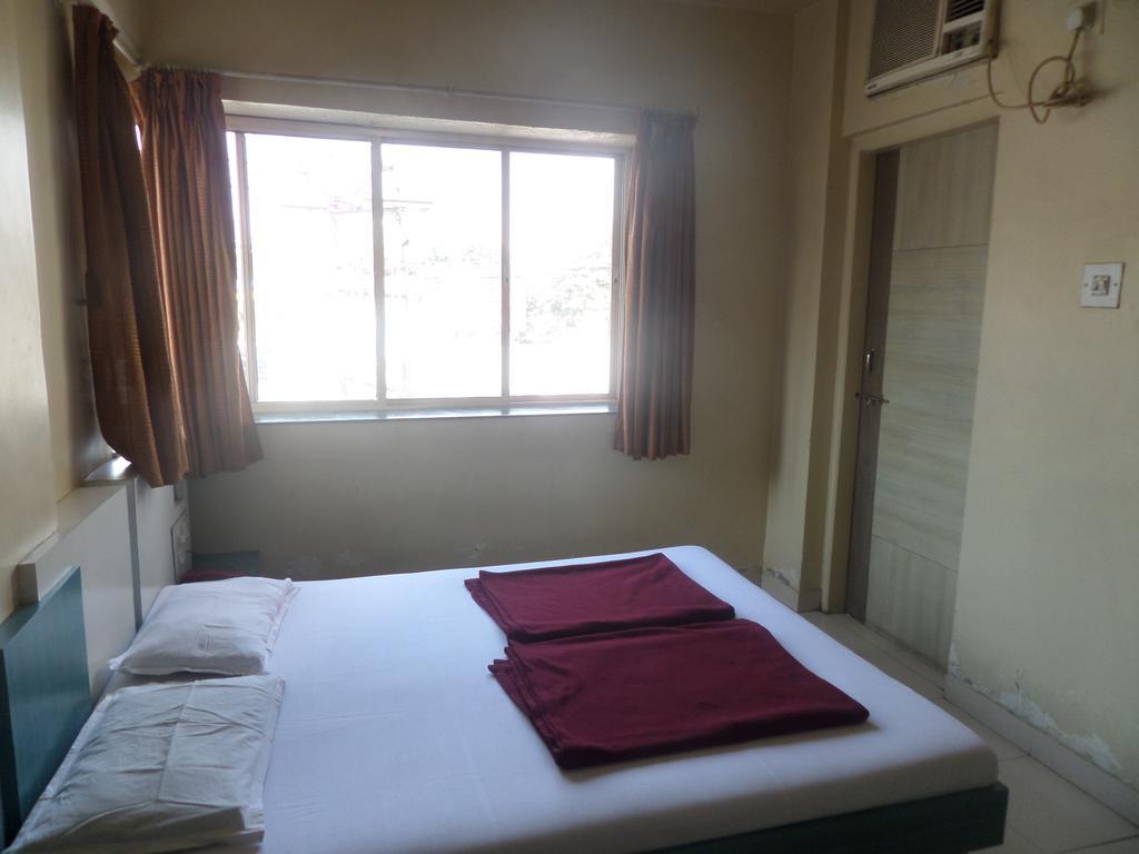 Hotel Sai Ratna Nashik Zewnętrze zdjęcie